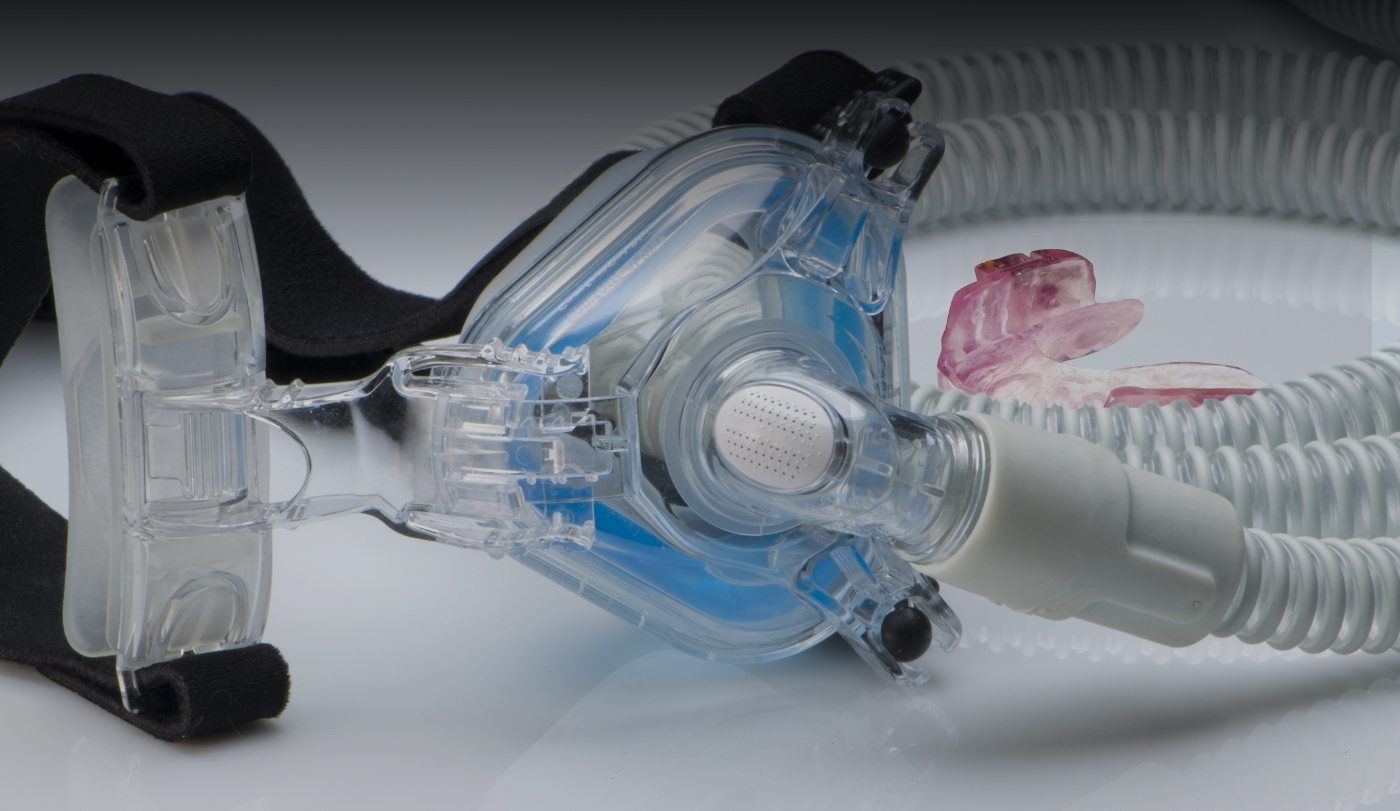 Sleep apnea oral appliance and CPAP system used for combined therapy